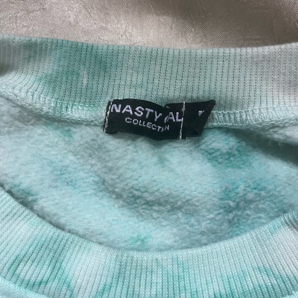 Nasty Gal Long Sleeve Sweater Crop - Picture 2 of 5